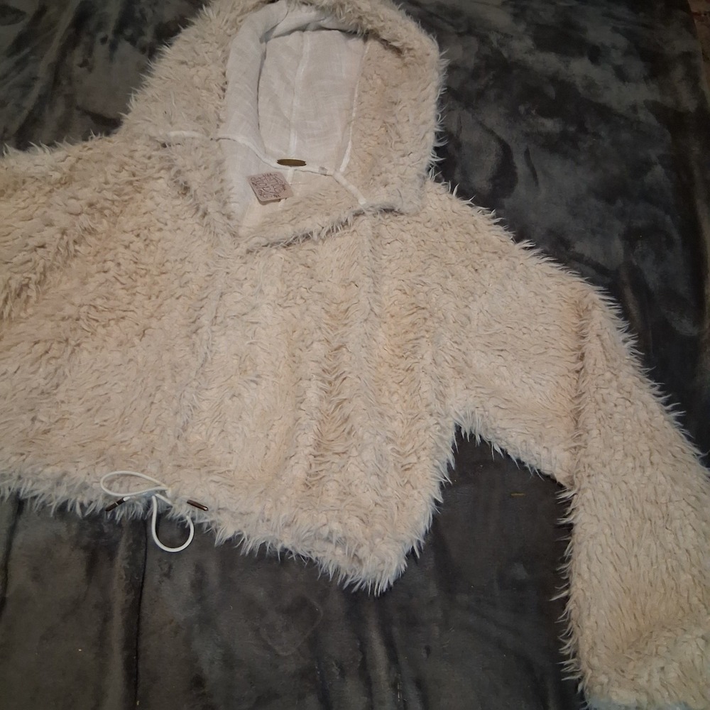 Free People Hoodie Jacket Ivory L FPOne Fur Coat White Crop Oversize Boho NWT - Picture 6 of 9